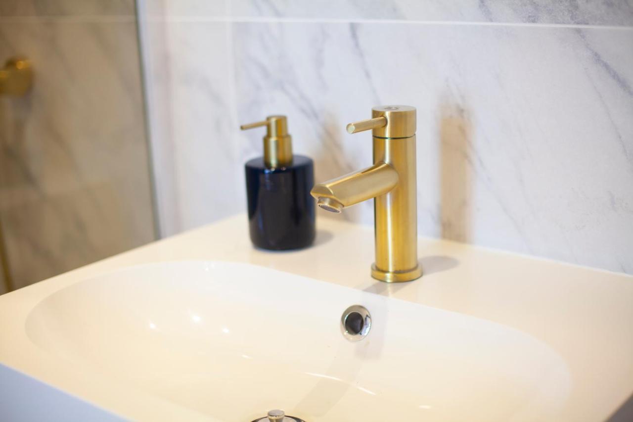 Luxury Suites Meir By Rikas Hotels أنتويرب المظهر الخارجي الصورة