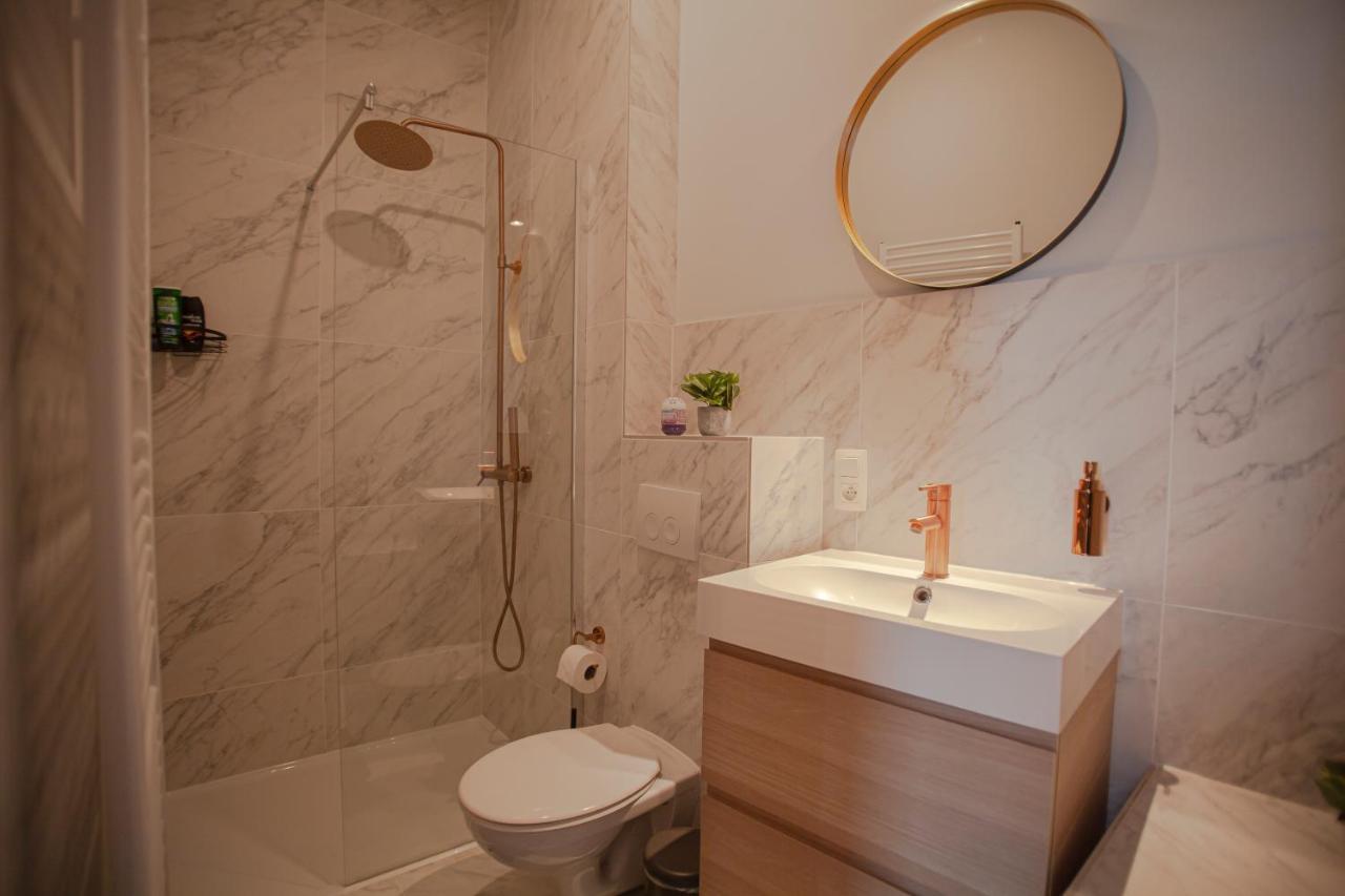 Luxury Suites Meir By Rikas Hotels أنتويرب المظهر الخارجي الصورة