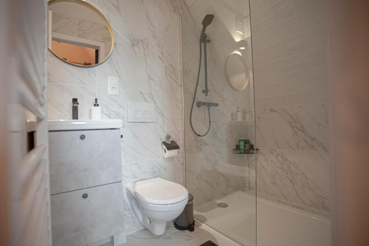 Luxury Suites Meir By Rikas Hotels أنتويرب المظهر الخارجي الصورة